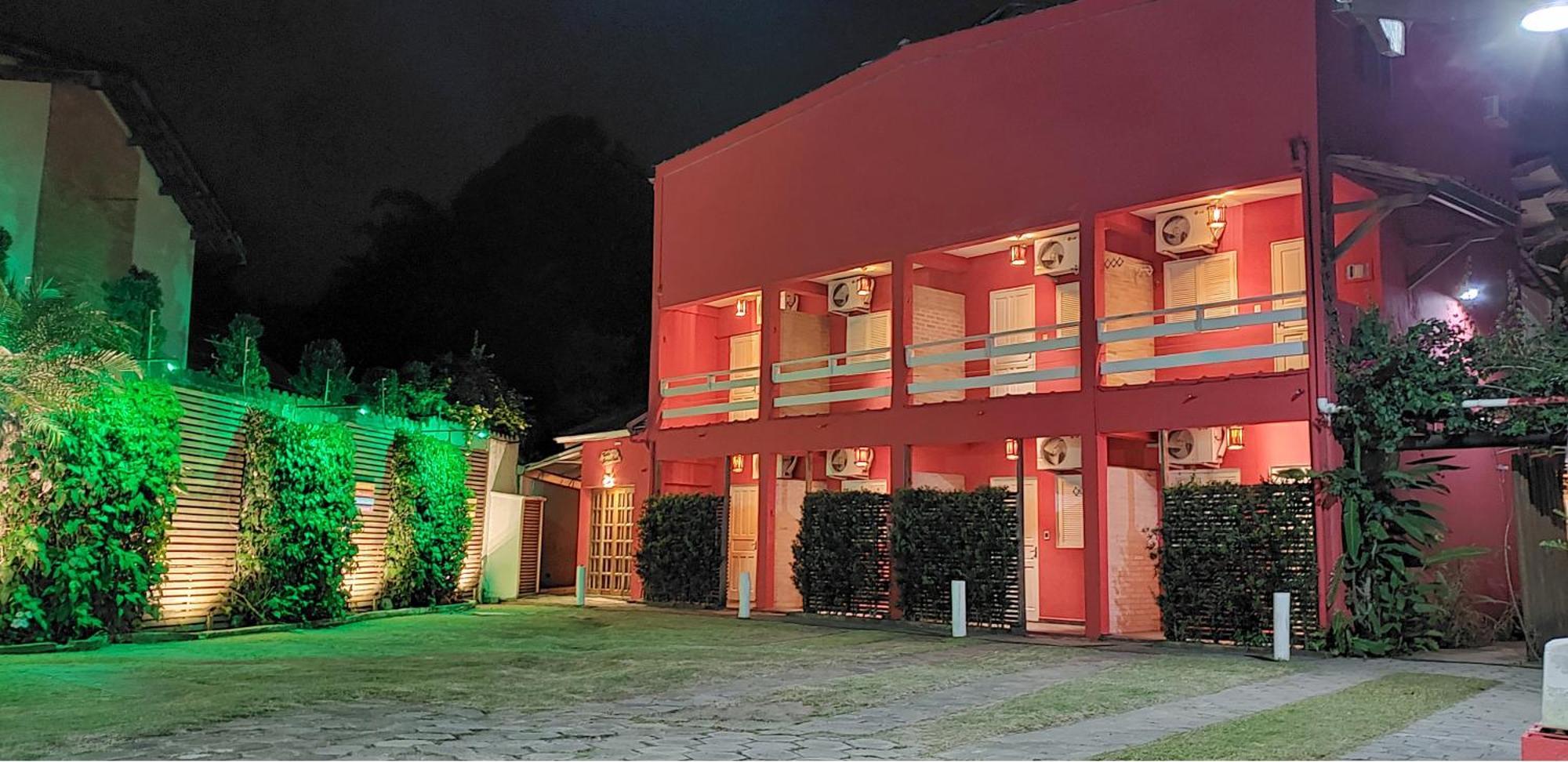 Pousada Parcel Das Ilhas Barra do Sahy Esterno foto